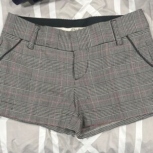 Alice + Olivia Plaid Women Shorts